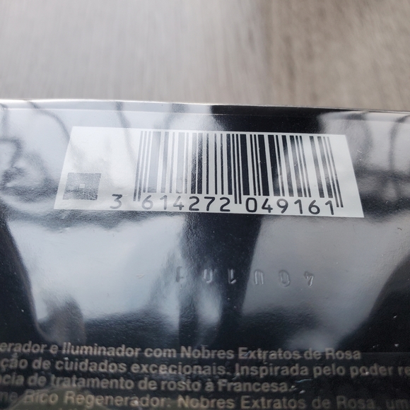 Lancome Absolue Rich Cream - Picture 4 of 6